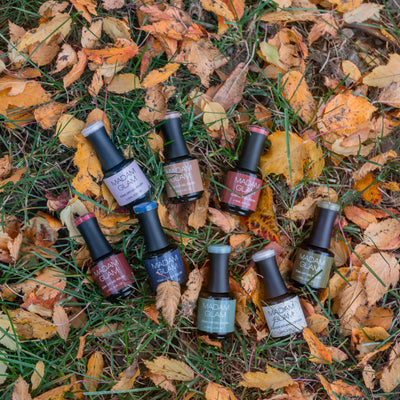 Elegant Minimalist Nail Designs for Thanksgiving