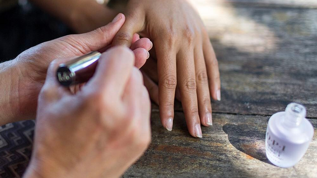 Nails In A New York Minute