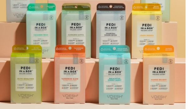 Voesh Pedi in a Box Deluxe 4 Step: A Luxurious Pedicure Experience at Home