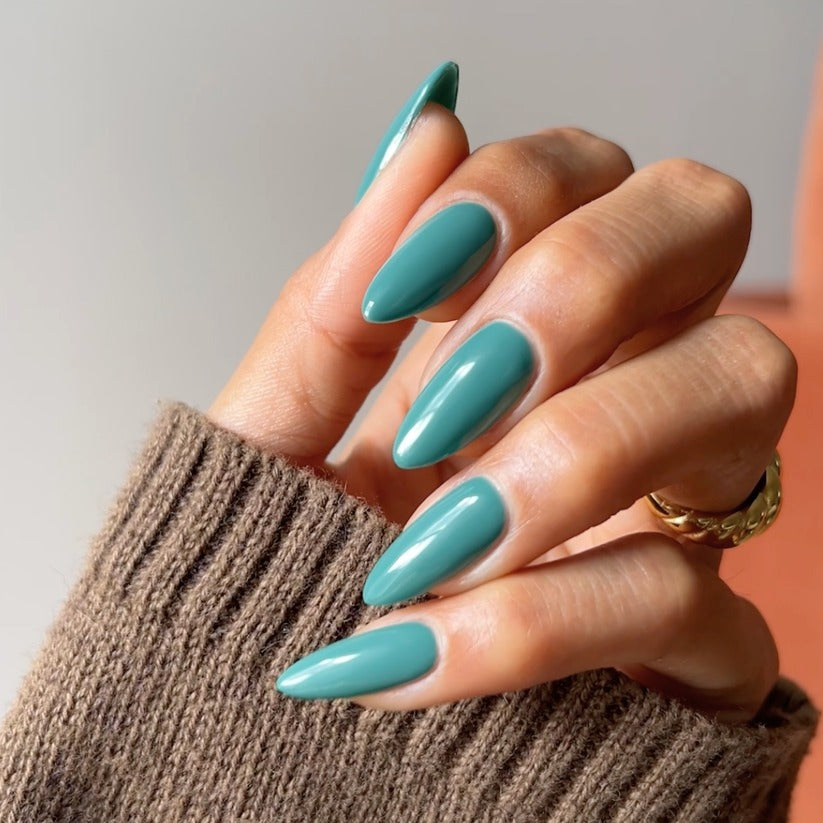 DND - Diva Duo - Seafoam Serenade - #262 - Gel & Lacquer Polish at Beyond Polish
