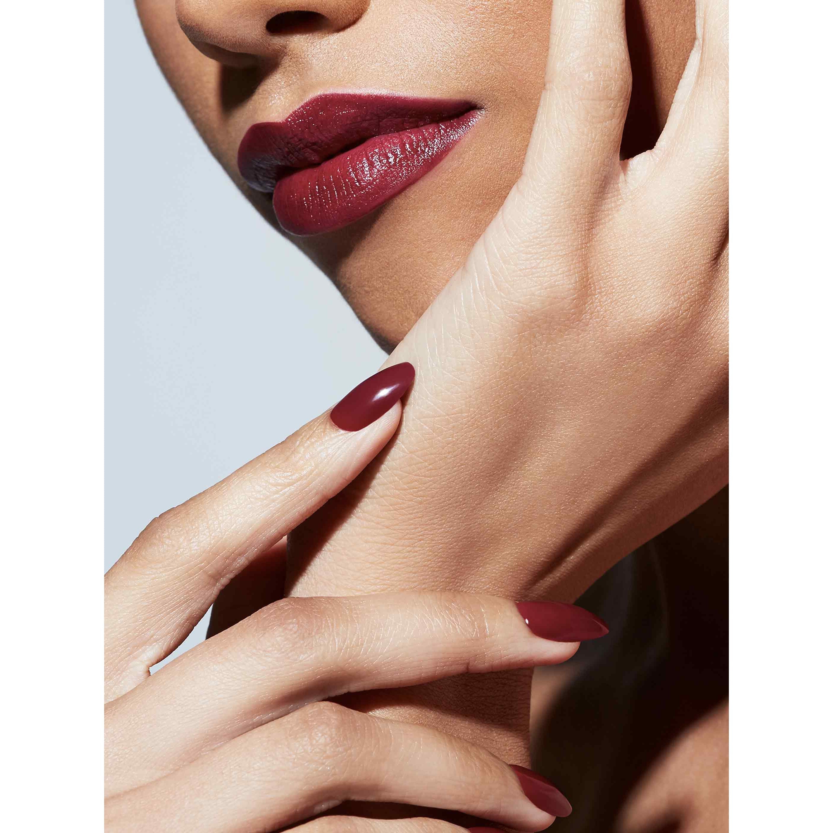 Static Nails - Reusable Pop-On Manicures - Cherry Liquor Round - Nail Extensions at Beyond Polish