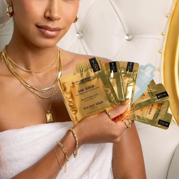 Voesh - Pedi in a Box - Imperial 6-Step 24K Gold - Body & Skin at Beyond Polish