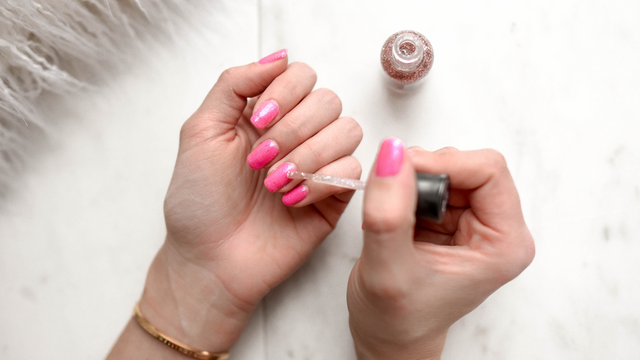 This Is Why Your Gel Manicure Is Peeling