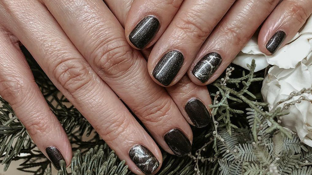7 Unexpected Holiday Nail Colors To Try In 2019