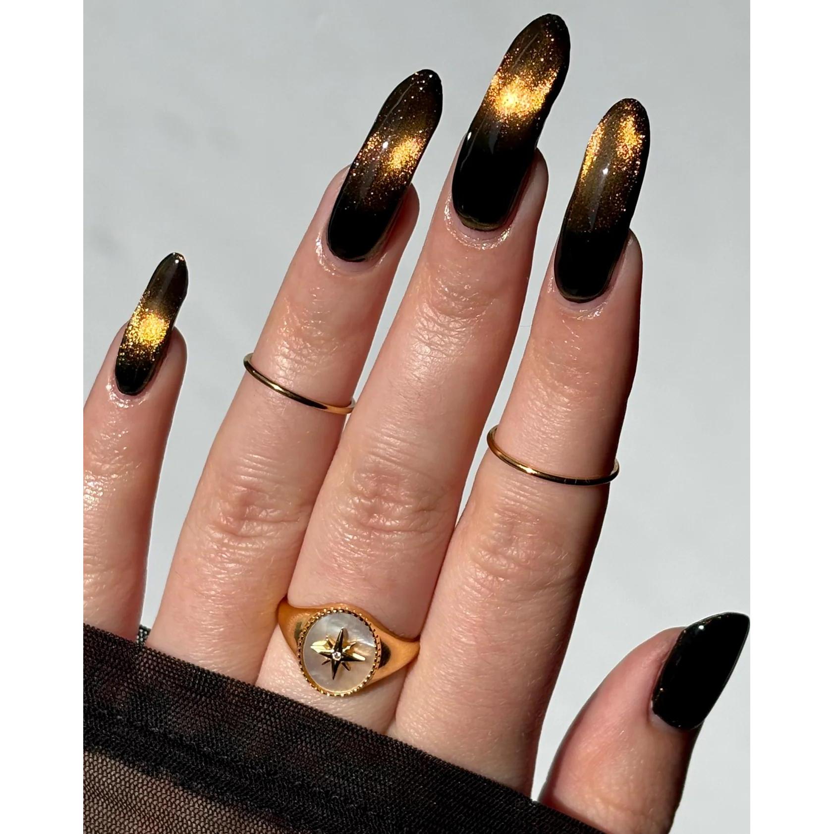 Cracked Polish - Hoardy - Nail Lacquer at Beyond Polish