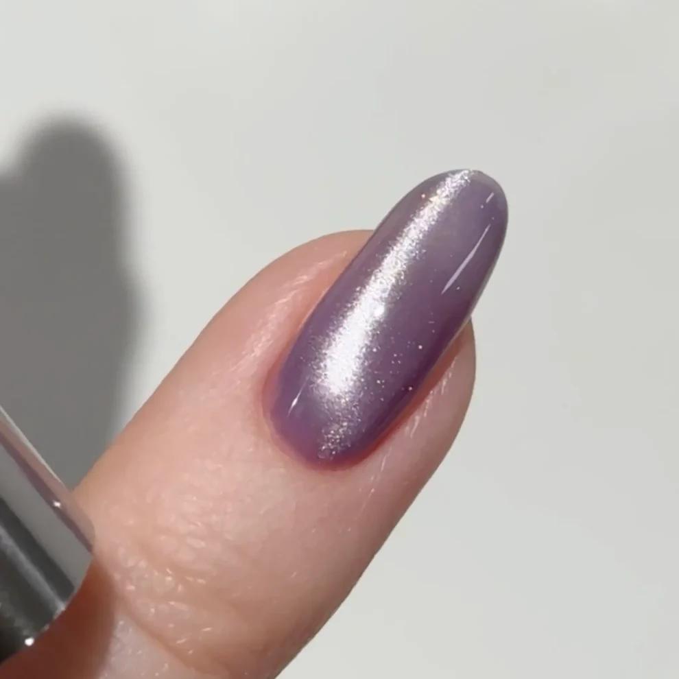 DND - DC 9D Cat Eye - R U Kitten Me - Gel Polish at Beyond Polish