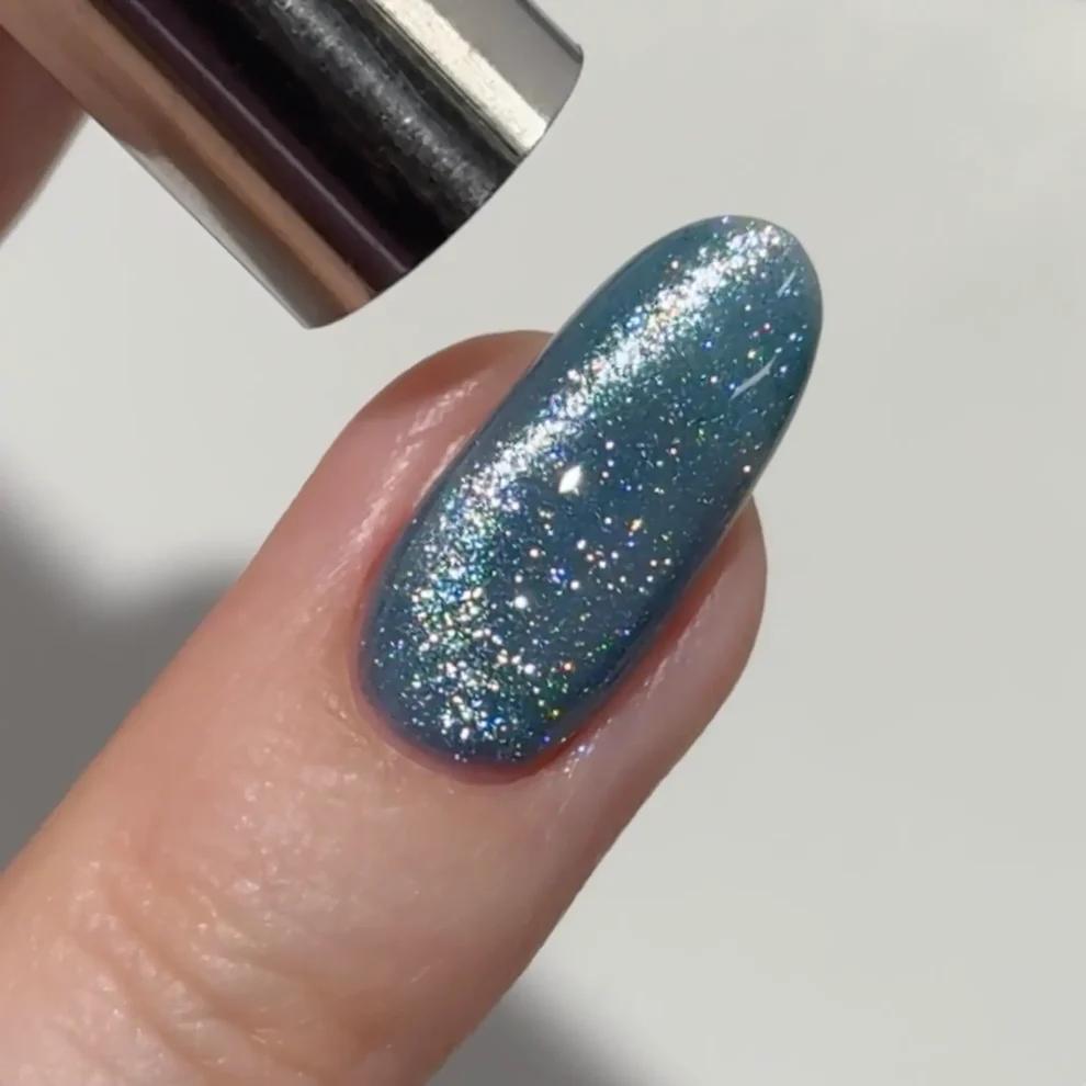 DND - DC 9D Cat Eye - Speed Mach - Gel Polish at Beyond Polish