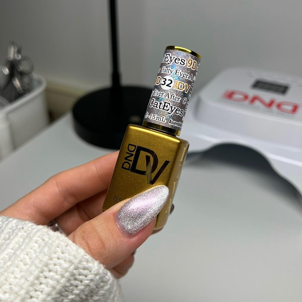 DND - Diva 9D Cat Eye Collection - Daydream 12 Pcs Set - Gel Polish at Beyond Polish