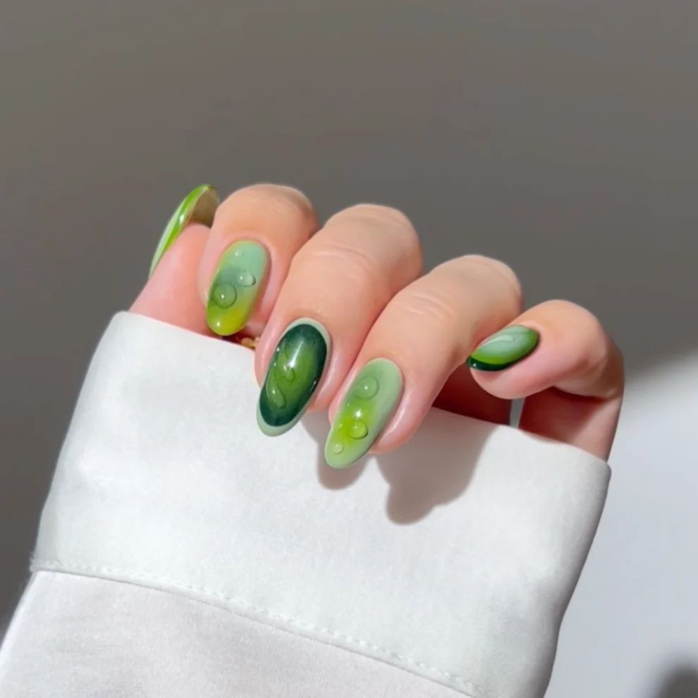 DND - Diva Duo - Collard Greens - #281 - Gel & Lacquer Polish at Beyond Polish