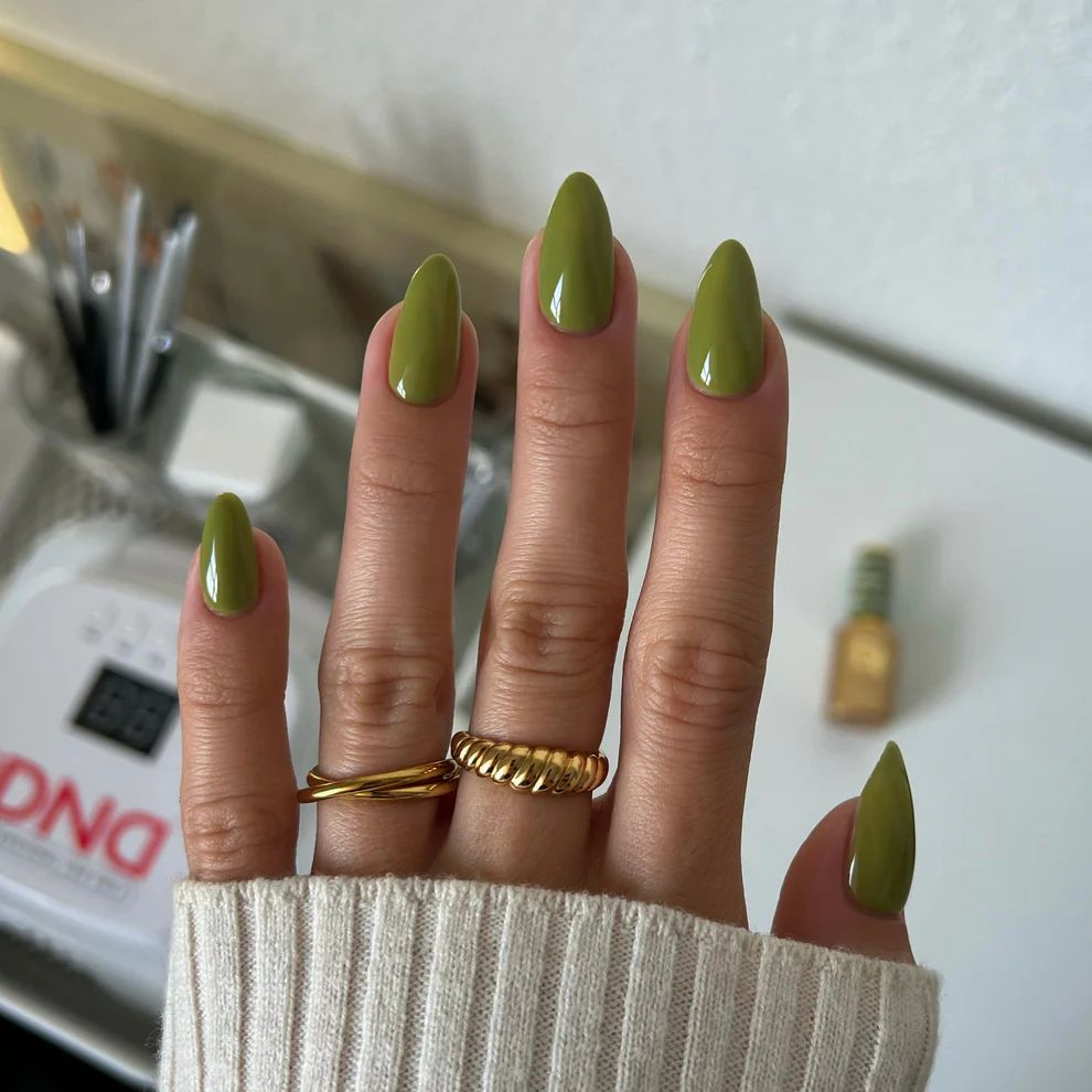 DND - Diva Duo - Collard Greens - #281 - Gel & Lacquer Polish at Beyond Polish