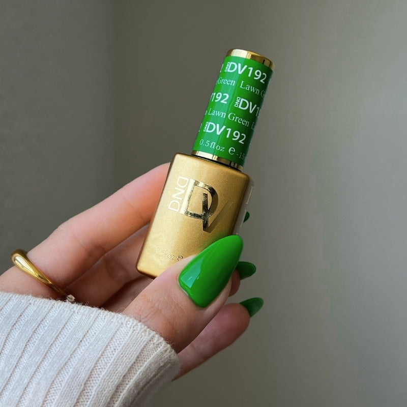 DND - Diva Duo - Lawn Green - #192 - Gel & Lacquer Polish at Beyond Polish