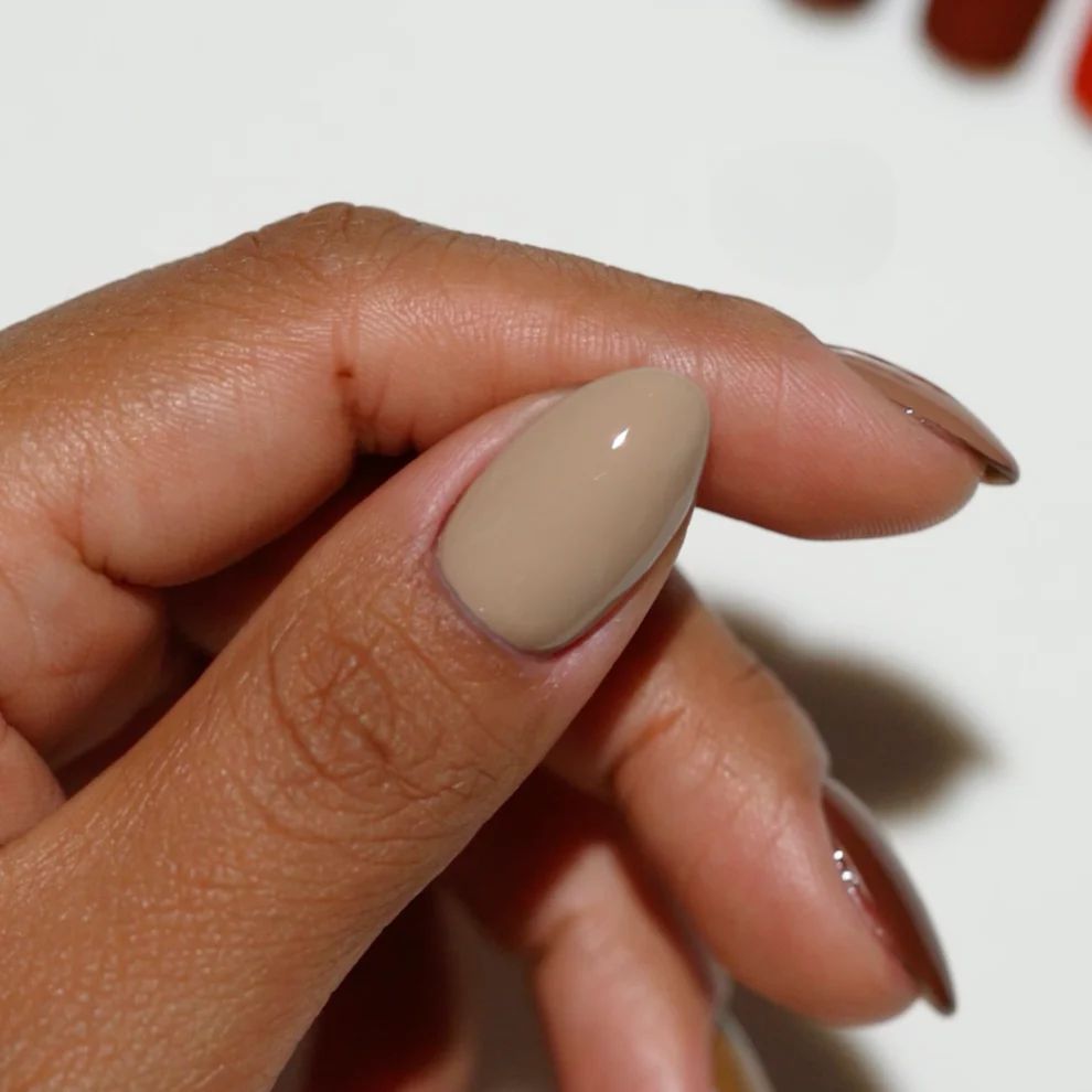DND - Diva Duo - Nude Mocha - #266 - Gel & Lacquer Polish at Beyond Polish