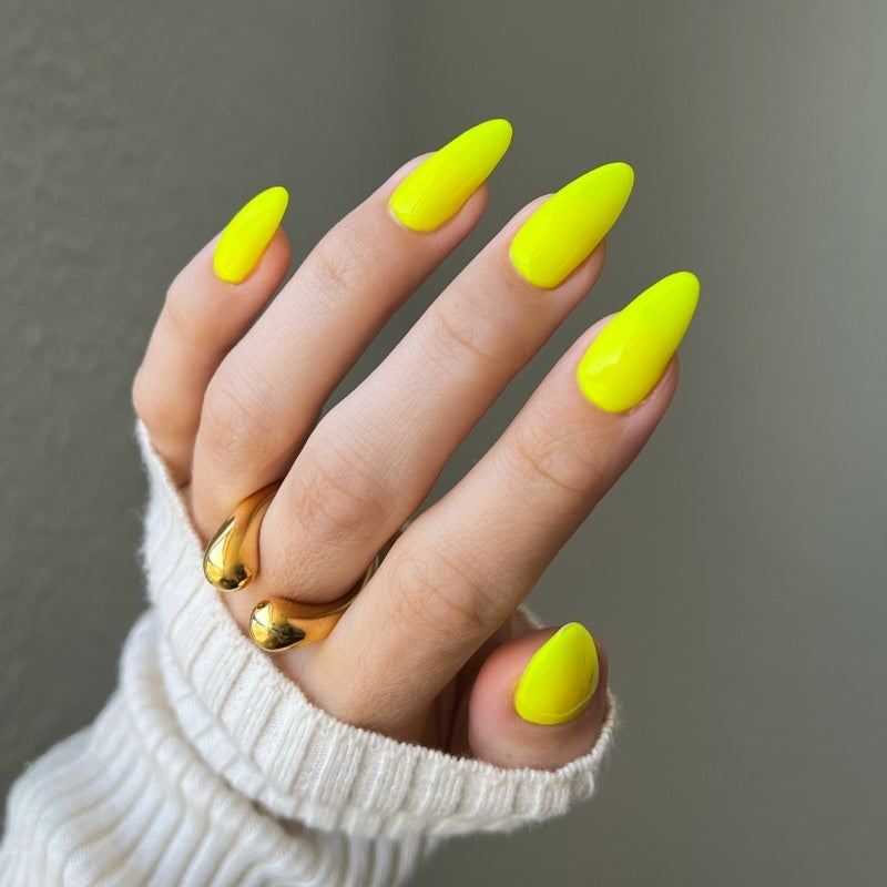 DND - Diva Duo - Tennis Ball - #189 - Gel & Lacquer Polish at Beyond Polish
