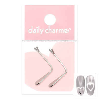 Daily Charme - Magnetic Cat Eye Beating Heart Metal Clip Set - Manicure & Pedicure Tools at Beyond Polish