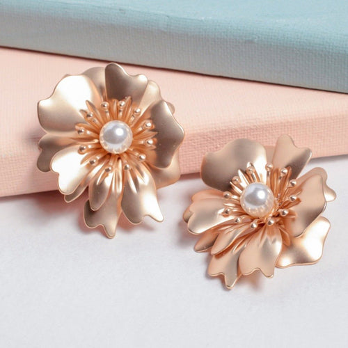 Fleur and Pearl Earrings
