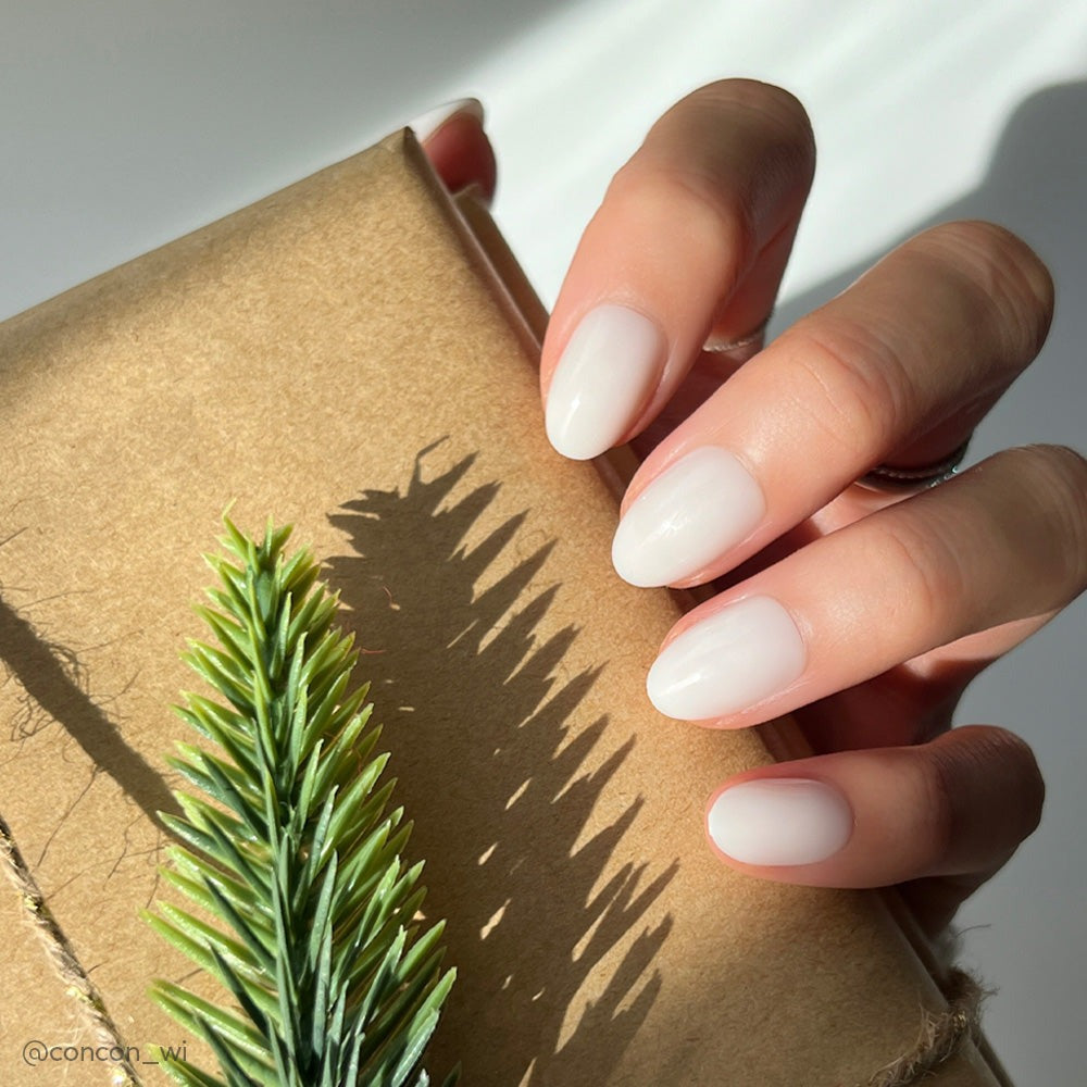 Glamnetic - Press On - White Swan - Nail Extensions at Beyond Polish