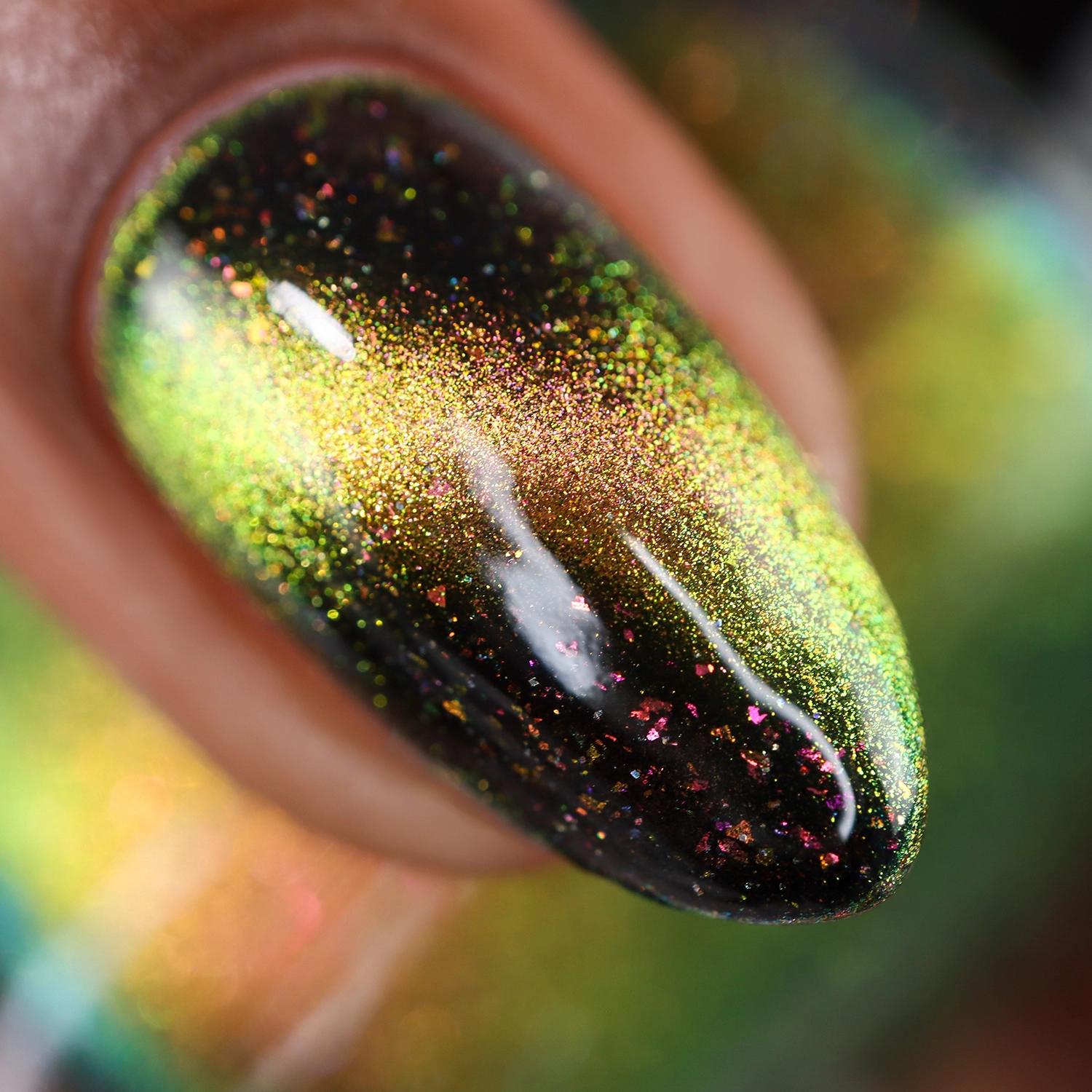 KBShimmer - Nail Polish - Light Years Ahead Multichrome Magnetic - Nail Lacquer at Beyond Polish