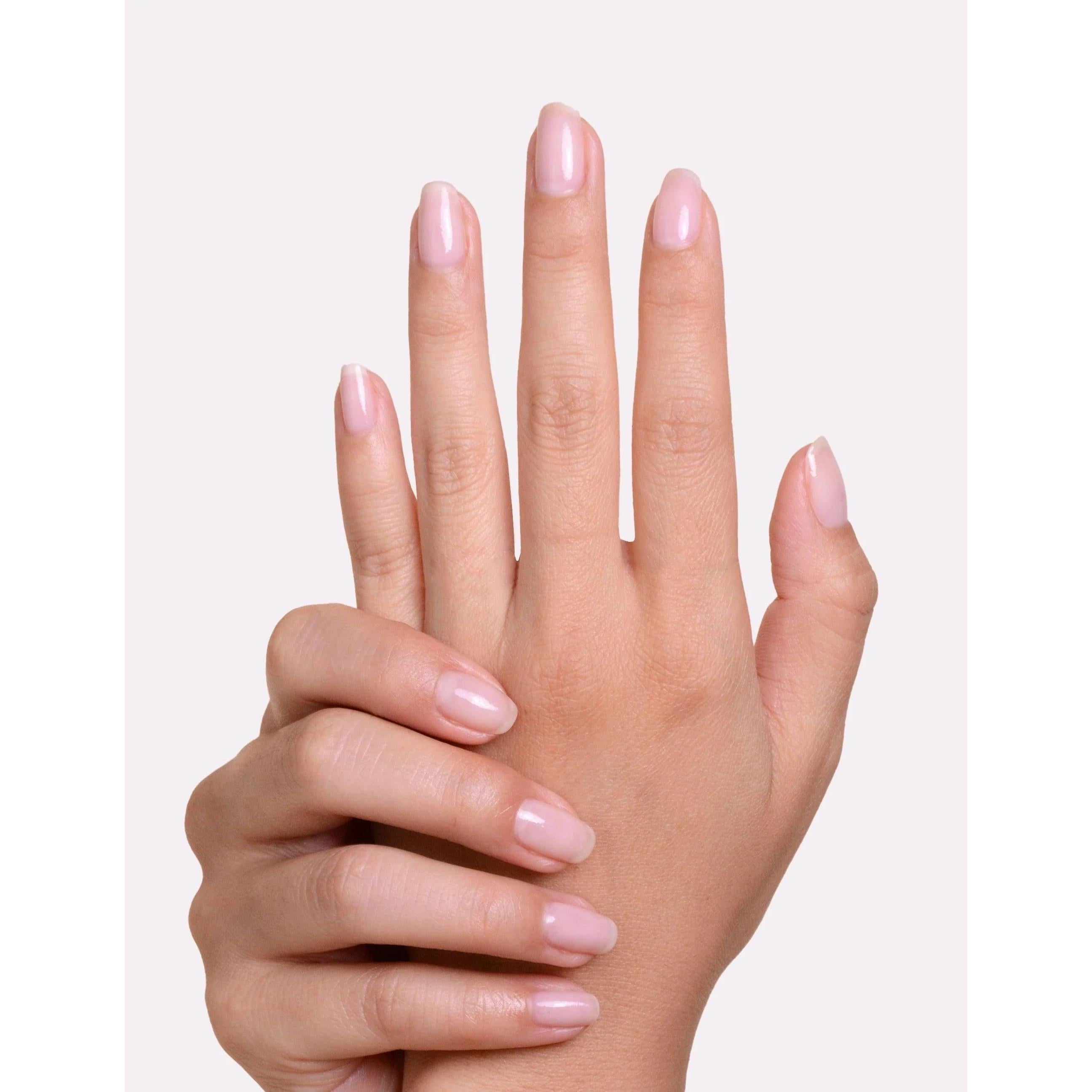 Le Mini Macaron Plant Power Nail Fortifier | Beyond Polish