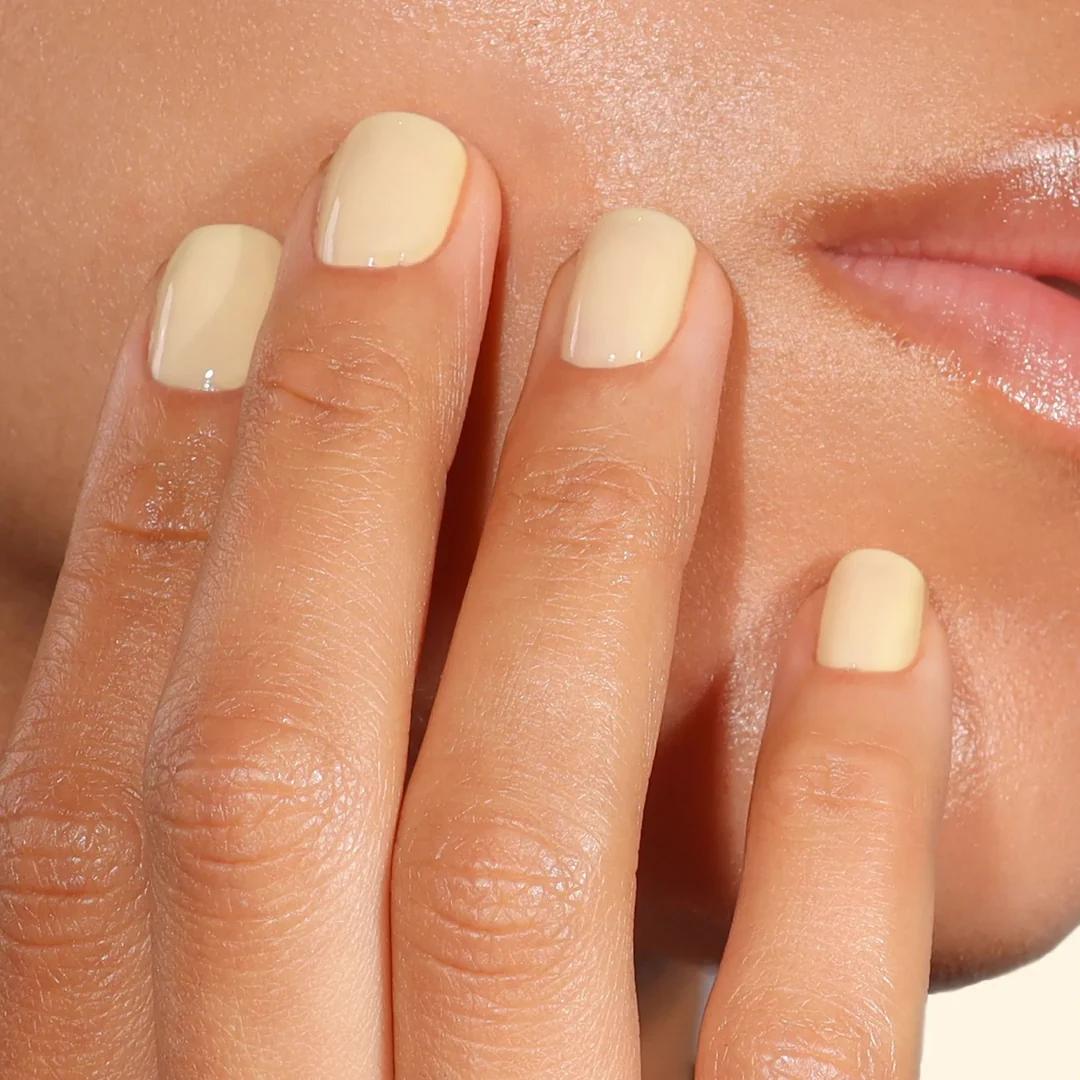 Londontown - Lakur Enhanced Colour - Banana Pudding 0.4 oz - Nail Lacquer at Beyond Polish
