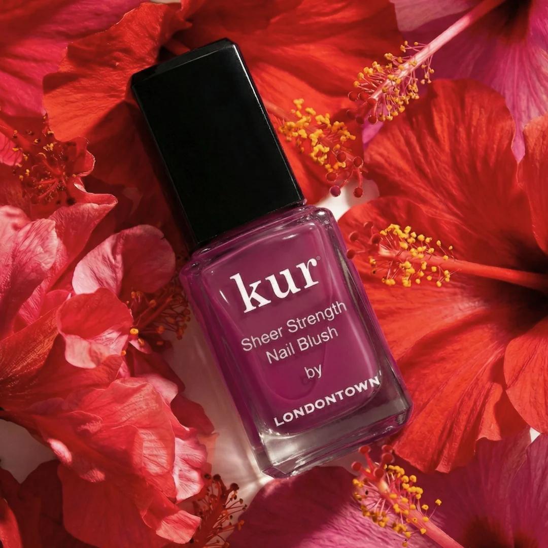 Londontown - Lakur Enhanced Colour - Sheer Strength Nail Blush - Hibiscus 0.4 oz - Nail Lacquer at Beyond Polish
