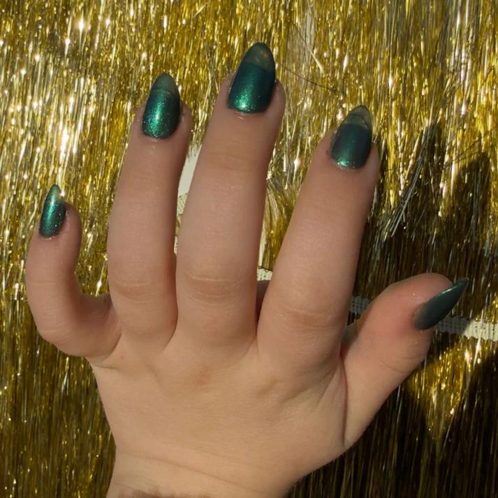 Loud Lacquer - Big Green Bow 0.45 oz - Nail Lacquer at Beyond Polish