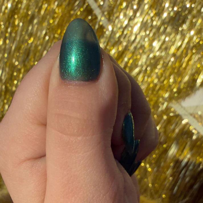 Loud Lacquer - Big Green Bow 0.45 oz - Nail Lacquer at Beyond Polish