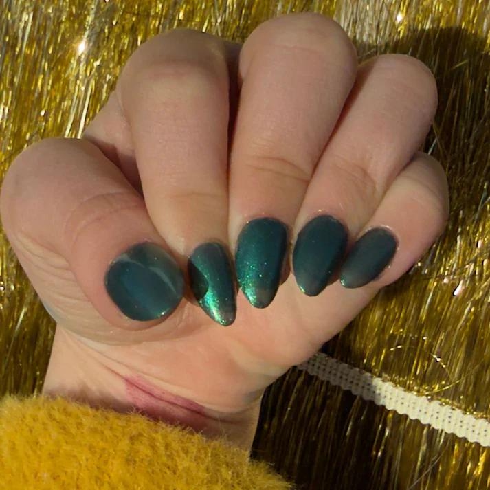 Loud Lacquer - Big Green Bow 0.45 oz - Nail Lacquer at Beyond Polish