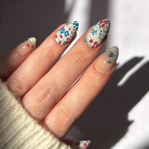 Maniology - Stamping Plate - Afternoon Tea - M681 - Manicure & Pedicure Tools at Beyond Polish