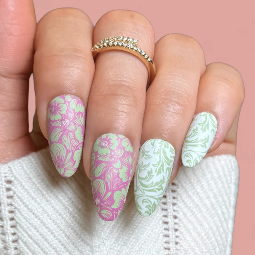 Maniology - Stamping Plate - Carved Motifs - M654 - Manicure & Pedicure Tools at Beyond Polish