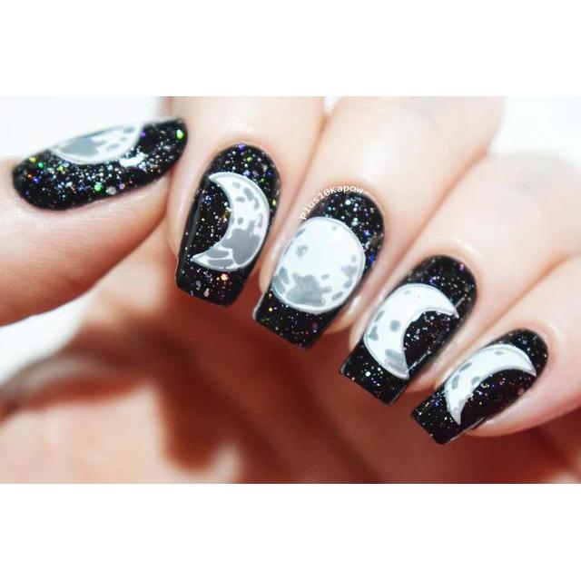 Maniology - Stamping Plate - Crystal Moon #M119 - Nail Art at Beyond Polish
