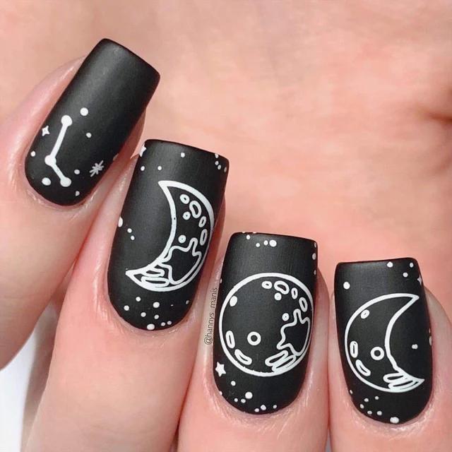 Maniology - Stamping Plate - Crystal Moon #M119 - Nail Art at Beyond Polish