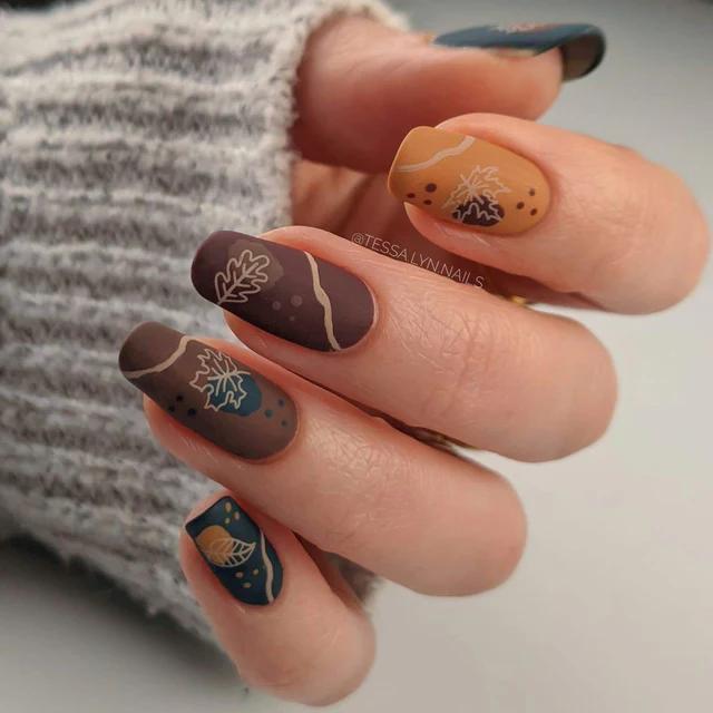 Maniology - Stamping Plate - Fall Occasions: Holiday Harvest #M023 - Nail Art at Beyond Polish