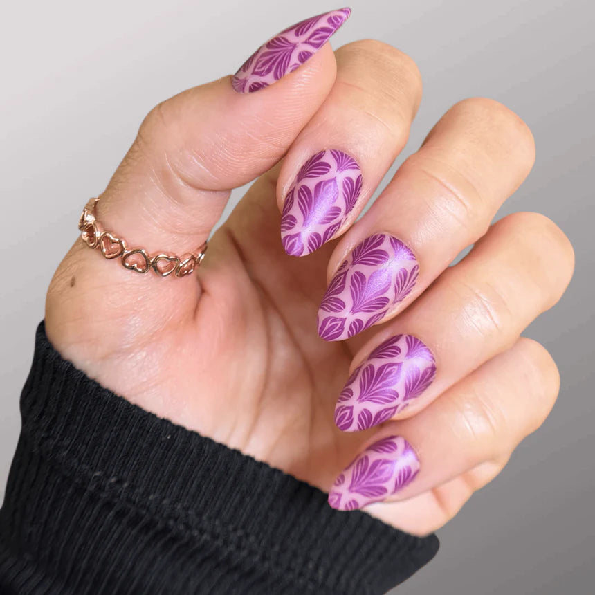 Maniology - Stamping Plate - Groovy Shapes (M661) - Manicure & Pedicure Tools at Beyond Polish