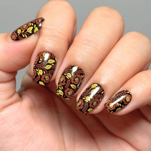 Maniology - Stamping Plate - Gzhel Roses - M674 - Manicure & Pedicure Tools at Beyond Polish