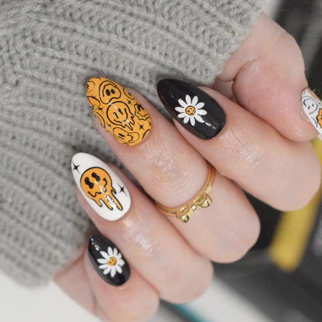 Maniology - Stamping Plate - Happy Face Nails #M439 - Nail Art at Beyond Polish