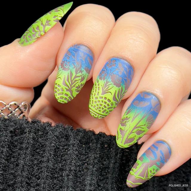 Maniology - Stamping Plate - Korean Lacquerware #M454 - Nail Art at Beyond Polish