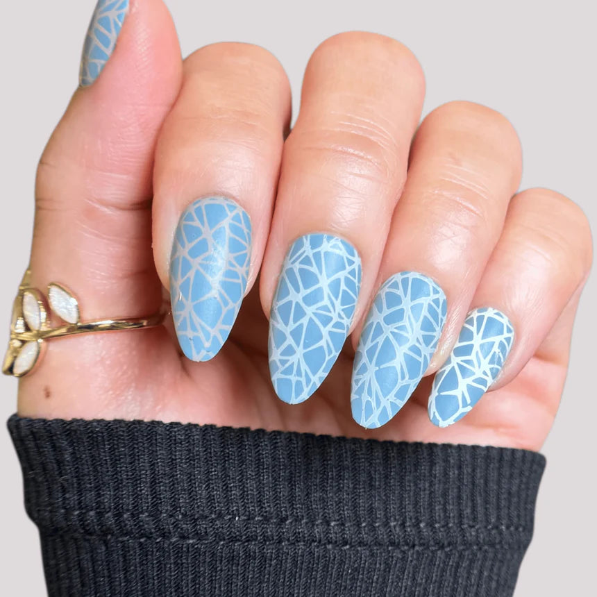 Maniology - Stamping Plate - Shape Up (M662) - Manicure & Pedicure Tools at Beyond Polish