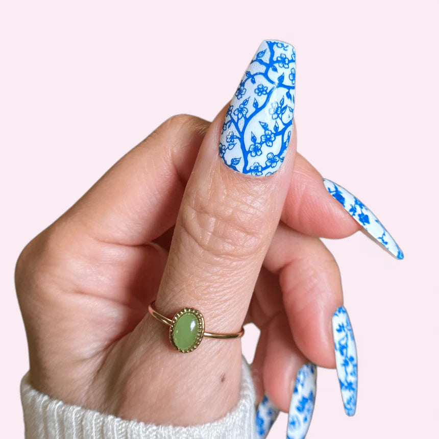 Maniology - Stamping Plate - Tiny Blossom (M659) - Manicure & Pedicure Tools at Beyond Polish