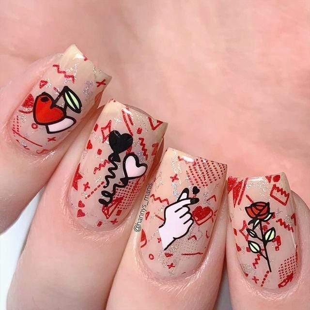 Maniology - Stamping Plate - Valentine's Day Occasions: Paper Hearts #M181 - Nail Art at Beyond Polish