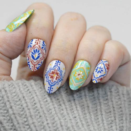 Maniology - Stamping Plate - Villa Mosaic #M696 - Nail Art at Beyond Polish