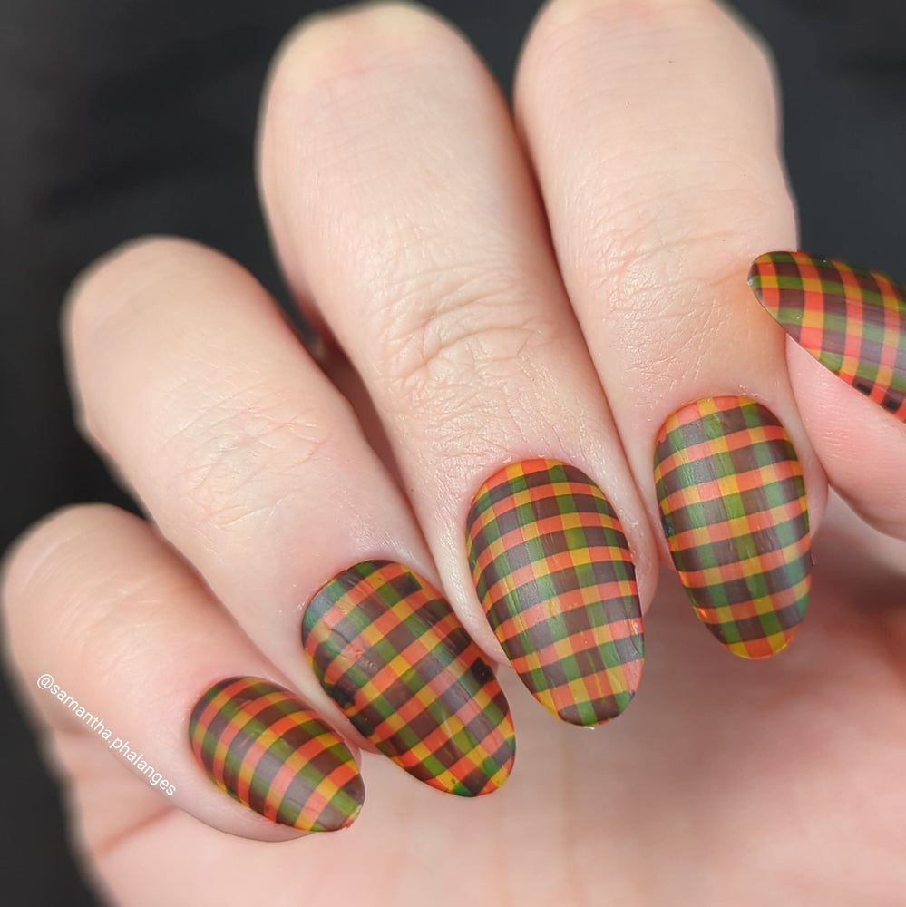 Maniology - Stamping Plate - Walk The Line #M474 - Nail Art at Beyond Polish