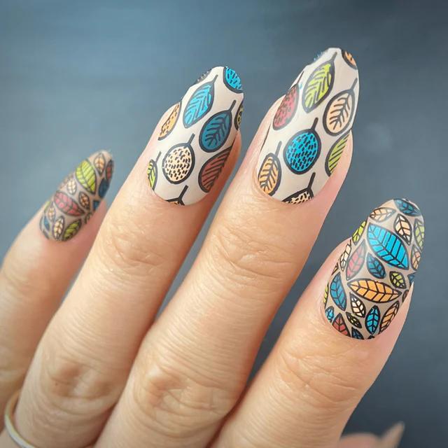 Maniology - Woodland Wonders (M425) - Nail Stamping Plate - Nail Lacquer at Beyond Polish
