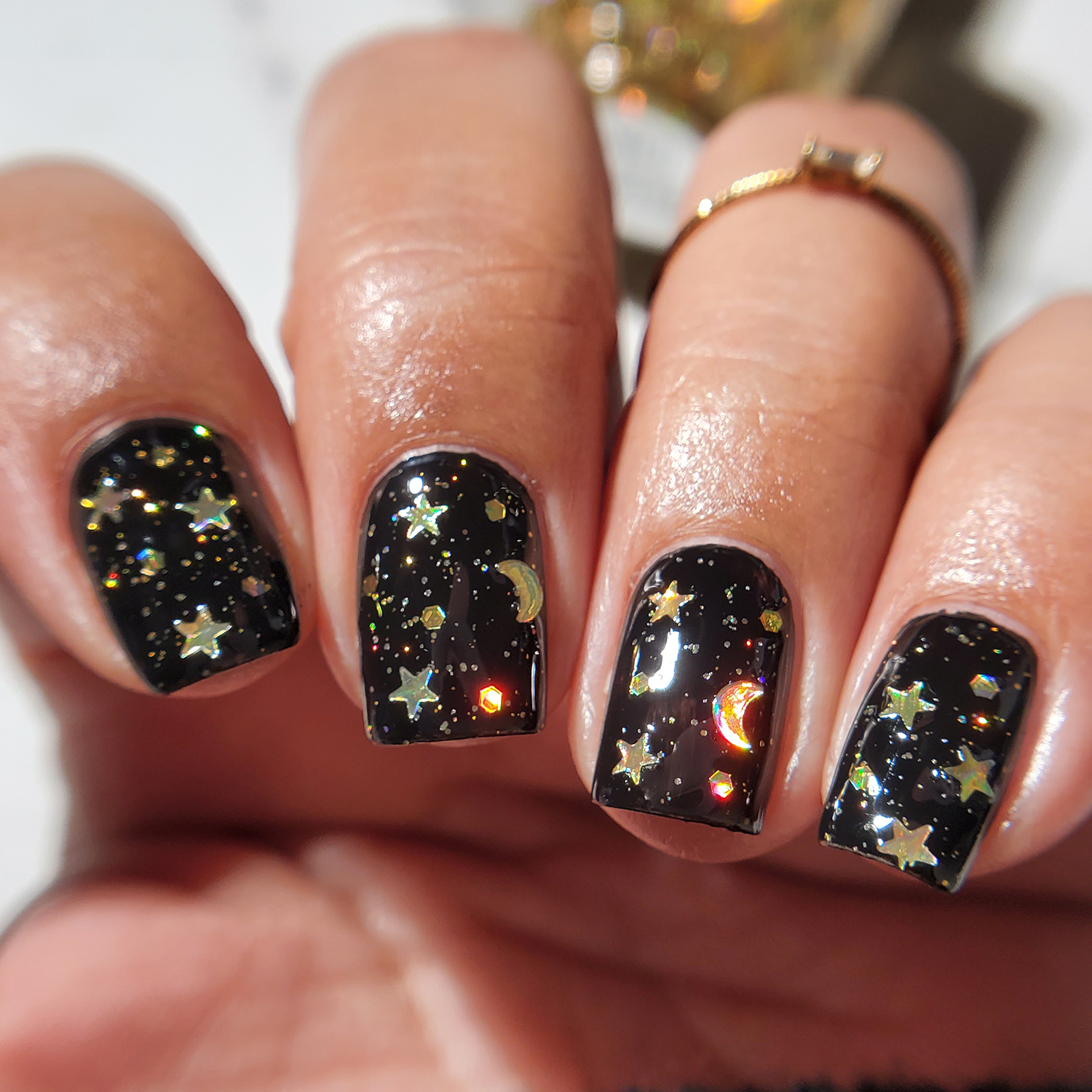 KBShimmer - Nail Polish - Moon A Little Closer Topper