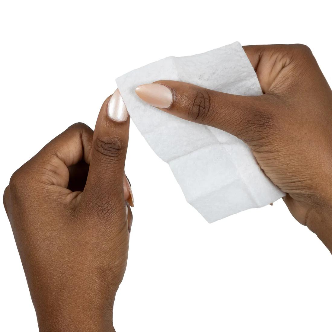 butter LONDON - Nail Scrubbers 2-in-1 Wipes - Manicure & Pedicure Tools at Beyond Polish