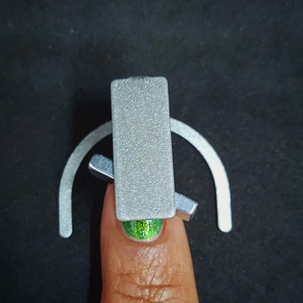 KBShimmer - Nail Polish - Magnet Stand + Magnet - Manicure & Pedicure Tools - Nail Polish at Beyond Polish